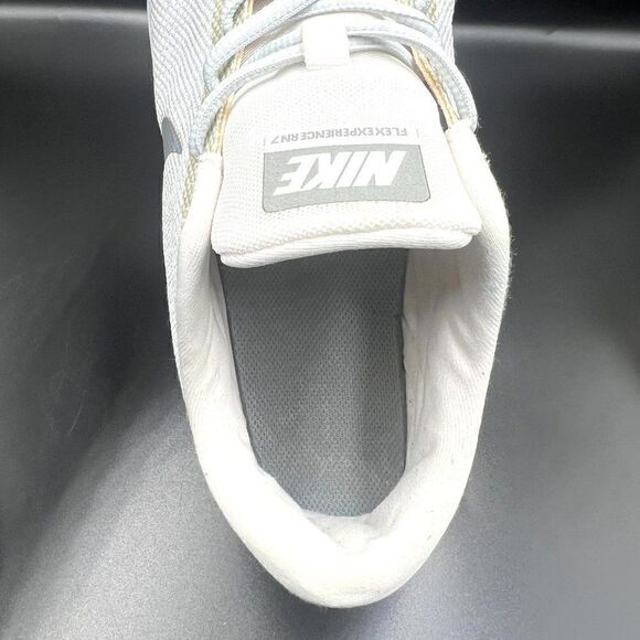 Nike Wmns Flex Experience RN 7 Running Shoes - Picture 7 of 11